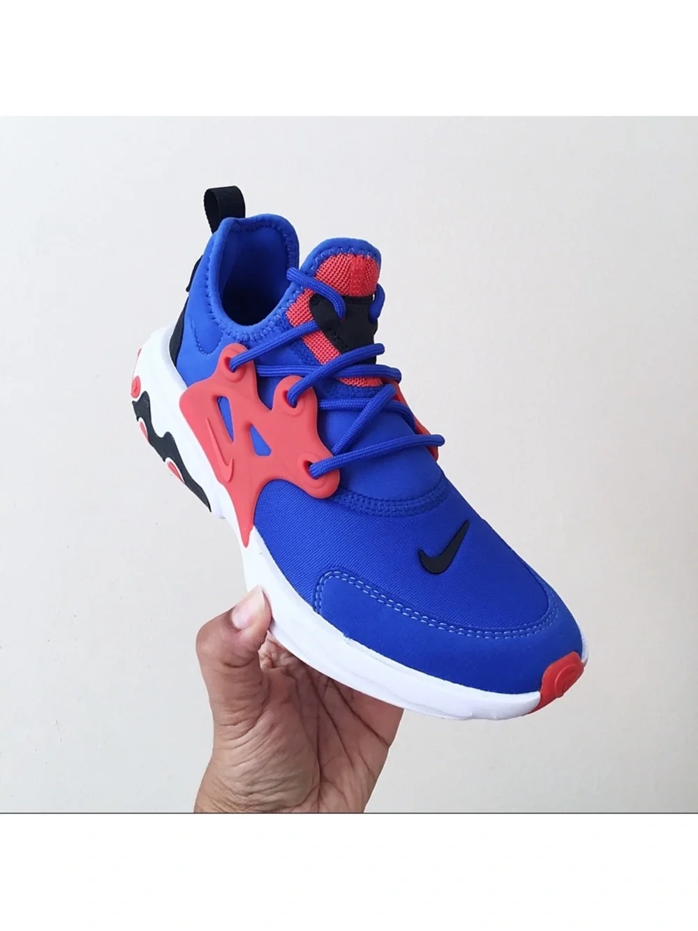 Nike React Presto Blue and Orange Hyper Royal Clay Sneakers Size 5.5Y / 7 Women